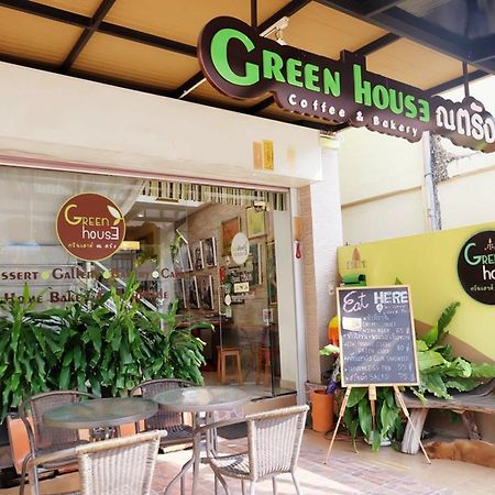 Green House At Trang Guesthouse Buitenkant foto